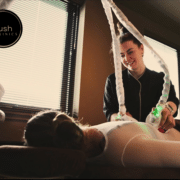 Blush Clinics Oss Icoone bindweesel massage